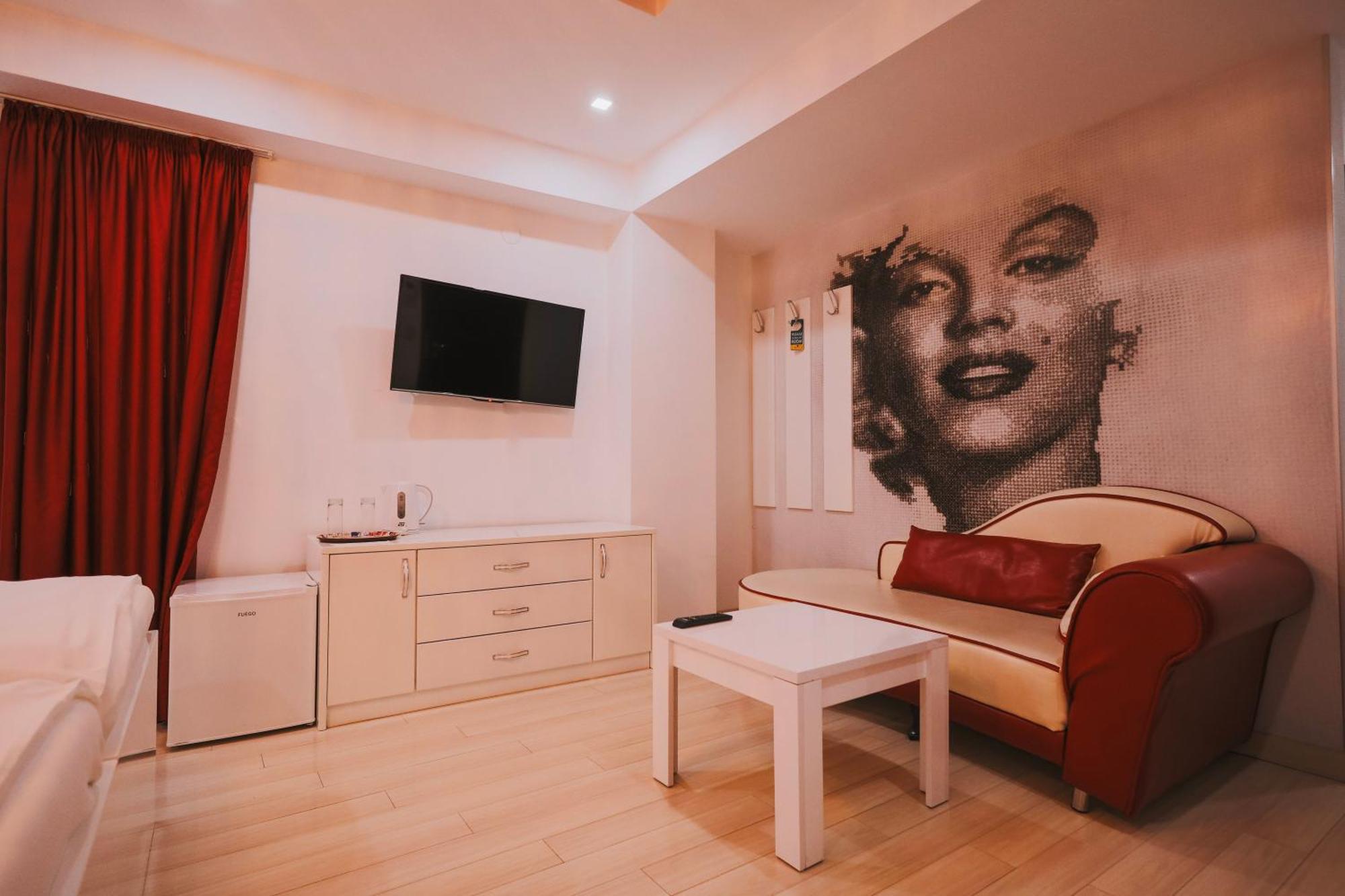 Mr.I Boutique Hotel & Bar 오흐리드 외부 사진